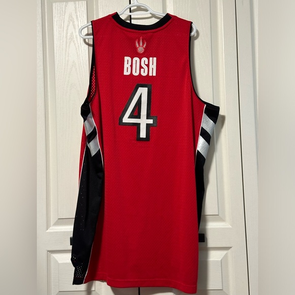 NBA Toronto Raptors Jersey Chris Bosh Sz Medium - Picture 2 of 3